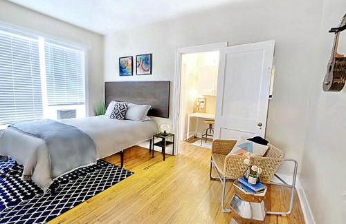 Lower Greenville Apartamento | 1920s Urban Charm, Lower-Greenville Ave Area