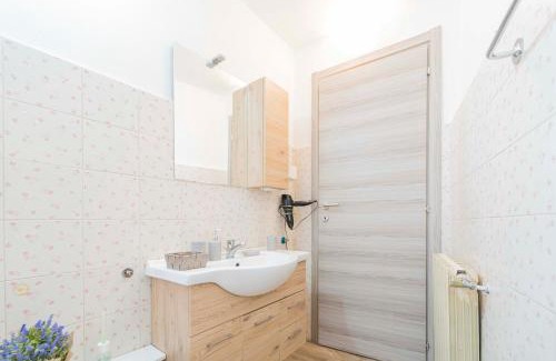 San Pietro Frascati Apartamento | 195 - Casa Ca Du Fiore, 20 minuti dal mare di Sestri