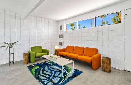 Twin Palms Casa | 1957 Modern Hideaway