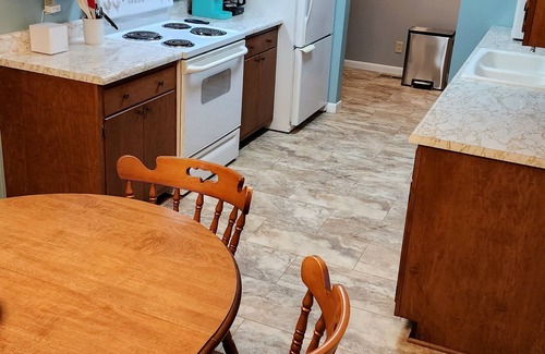 Dana Casa | 1960's Ranch House NO CLEANING FEE