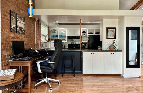Creston Casa | 1960s home in Grand Rapids