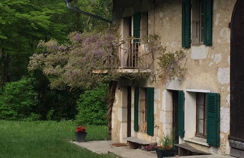 Saint-Offenge-Dessous Casa | Granja saboyana del siglo XIX - Massif des Bauges