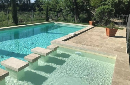 Rochegude Cabaña | 19th century mill, 🐴ponies, swimming pool, countryside, chickens🐔