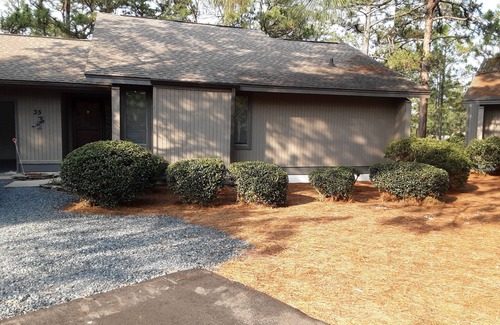 Pinehurst Casa | 19th Hole off Pinehurst #6 Whole House with Huge New Deck