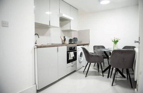 Kensal Green Apartamento | 1B Apartment, 30 mins to Oxford Street, Sleeps 4.