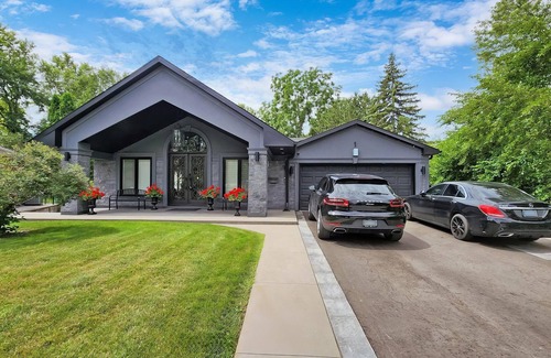 Henry Farm Casa | 1b1b King bed Sheppard Elegant house 5mins to Fairview mall