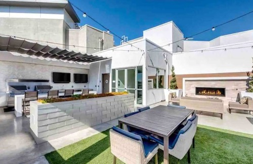 Tustin Apartamento | 1B1B Luxury Apartment Center area POOL/GYM/MALL