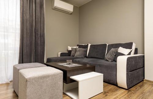 Plovdiv Apartamento | 1BD Flat in Plovdiv - 25 min Walk from the Centre by Flat Mаnаger