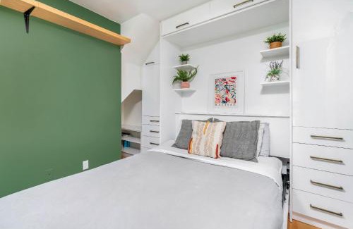 King West Village Apartamento | 1BD in Liberty Village beside Lake