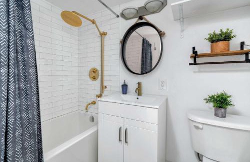 King West Village Apartamento | 1BD in Liberty Village beside Lake