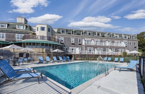 Jamestown Condominio | 1BD/Jamestown - Historic Victorian Resort with Lots of Amenities!