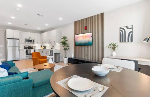 Northern Liberties Apartamento | 1BD Sleeps 4 with Views - Near Fish Town and Old City