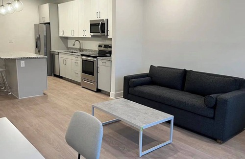 University Circle Apartamento | Monroe 1BD - Una Habitación Piso, Capacidad 2