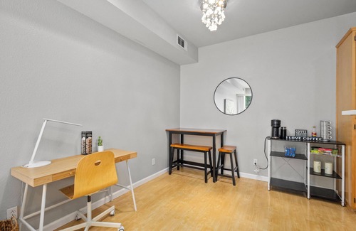 South San Jose Casa | 1BED 1.5 BATH Pool:Jacuzzi 10 Mins From Downtown San Jose