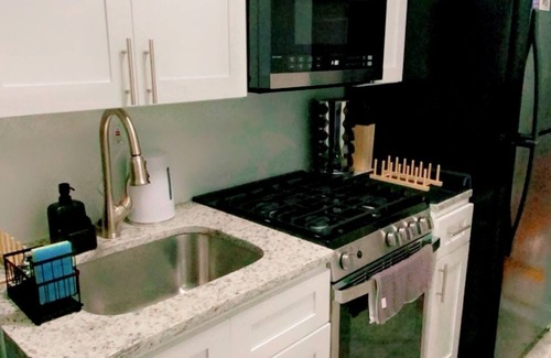 Trinidad Apartamento | 1Bed 1Ba Entire Apt. Dedicated Workstation. FREE Bikes for guests to Explore