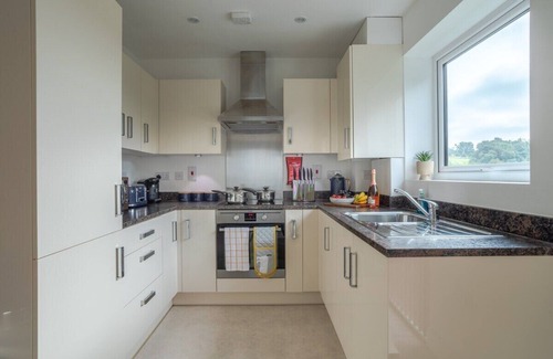 Hemel Hempstead Apartamento | 1BED | 1BATH * Great Views* Free WI-FI * Parking