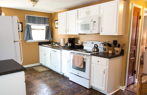 Shelby Hills Apartamento | 1 cama / 1 baño en East Nashville con 207 5 * reseñas en otro sitio (Apt B)