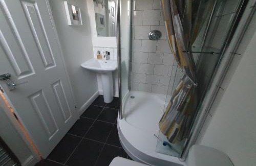 Giltbrook Apartamento | 1Bed Village Annexe Sleeps 2 - Parking & Wifi