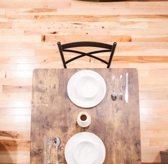 Corn Hill Apartamento | 1bedequippedkitchendttvhighfallswifi