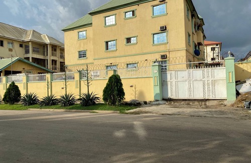 Utako Apartamento | 1BEDROOM FLAT at UTAKO ABUJA. 24hrs LIGHT, WIFI & KITCHEN