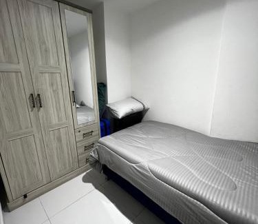 Dubai Apartamento | 1BHK Serviced Luxury Apartment with Kids Room