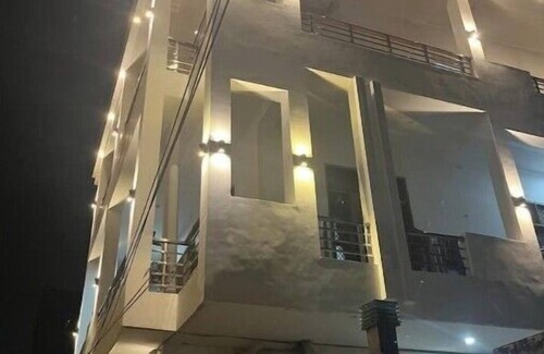 Varanasi Casa | 1BHK Suite - 204@ Kanti Villa -MahaShiva Retreat