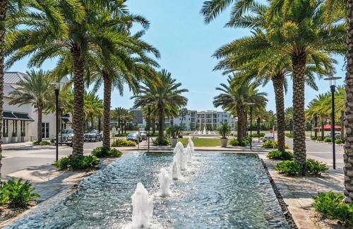 Sunnyside Condominio | 1br/1ba, Covered Parking, Perfect for Couples!