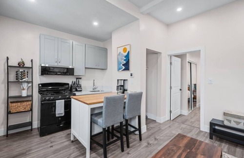 Grant Hill Apartamento | 1BR+1BA | Cozy, Central | Laundry+Free Parking