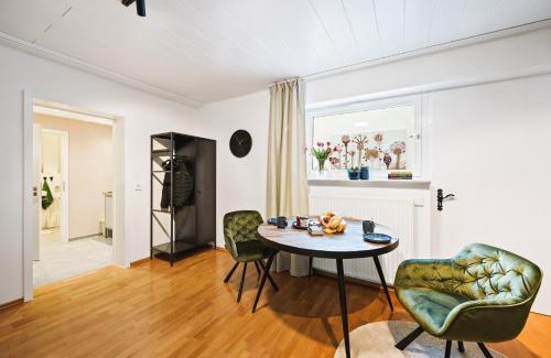 Bietigheim-Bissingen Apartamento | 1BR 2Beds - kleiner privater Innenhof- Barrierefrei! -frisch saniert - Mozart EINS
