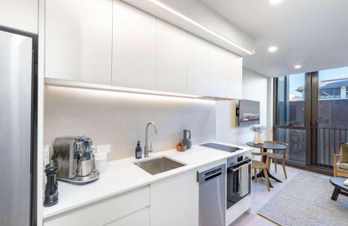Te Aro Apartamento | 1BR Alpha APT - Central Stay Top Amenities