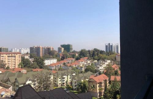 Kilimani Apartamento | 1BR apartment next to the Junction Mall, Lavington