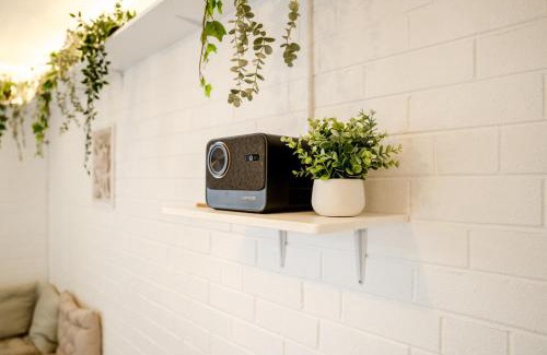 East Perth Apartamento | 1BR Apartment with Free Parking near Perth CBD