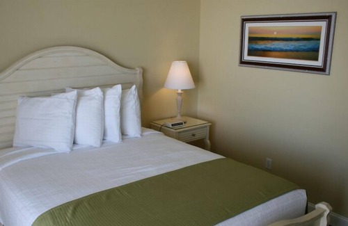 Bostroms Complejo | 1BR en Oceanfront Resort con piscina, playa, WiFi gratis y atracciones cercanas.