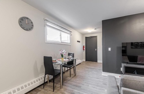 Central Hamilton Apartamento | 1BR - Boutique Apt w Netflix - Prime Location