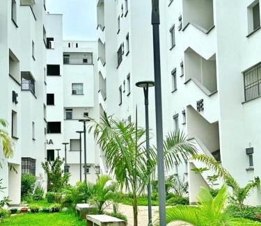 Manyimbo Apartamento | 1br CBD Pool Gym AirCon, washer, Wi-Fi