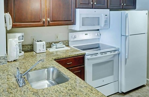 Old Town West Condominio | 1br Condo Close to U.S. Capitol