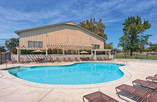 Afton Condominio | 1br Condo Family Fun on the Beach, Golf, Boating!