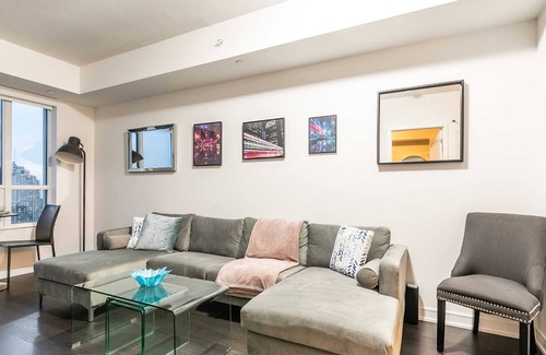 Financial District Condominio | 1BR Condo with City View - Heart of DT Toronto!