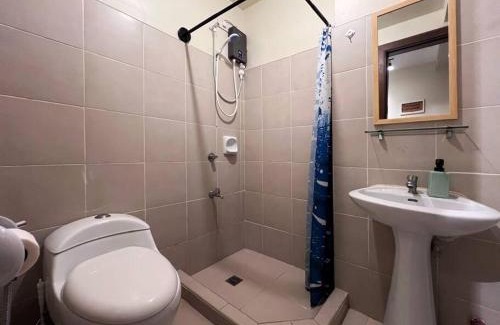 Pembo Apartamento | 1BR Condotel Ridgewood Towers Taguig City #RW11