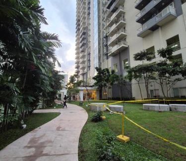 Ugong Apartamento | 1BR Cozy Condo at Kasara Urban Resort Pasig City