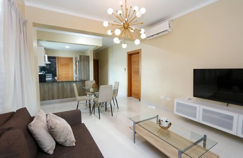 La Julia Apartamento | 1BR Downtown Santo Domingo with Gym and Pool