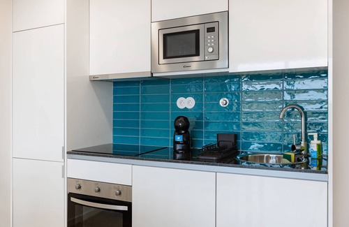 Espinho Apartamento | 1BR Espinho Sunny Vibes with Pool