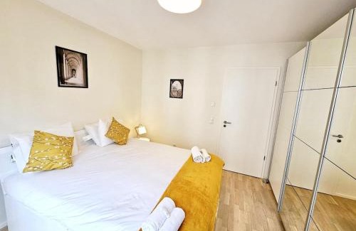 Gasperich Apartamento | 1BR Flat with free parking-great location in Luxembourg CD8