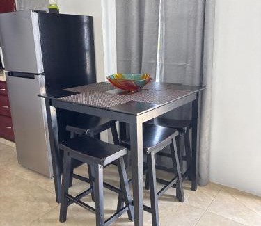 Estate Contant Apartamento | 1BR Getaway with Breathtaking Views and King Bed