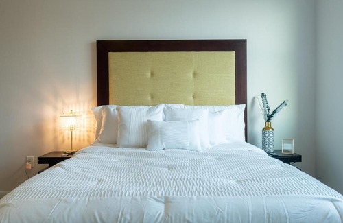 Downtown Baltimore Apartamento | Home On Arrival LLC