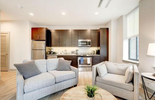 Downtown Baltimore Apartamento | 1BR Luxury Apartment With Rooftop Deck & Pool