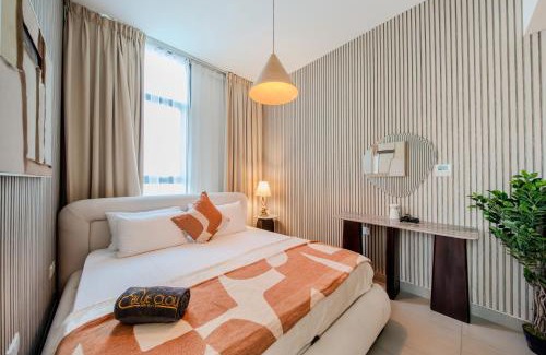 Sharjah Apartamento | 1BR Marble Mansion by Blue Cloud Holidays