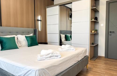 Plovdiv Apartamento | 1BR Modern Apartment 6mins to City Centre with FREE Street Parking and Gym Pass