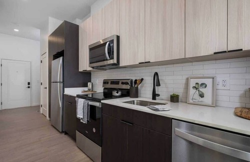 Pendleton Apartamento | 1BR OTR CBD Opulent - FreeParking/Gym/Rooftop Pool