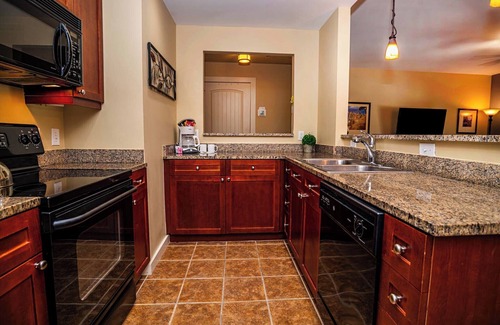 St. Augustine Condominio | 1BR pool front w/ patio- hot tub- sleeper sofa- near historic district